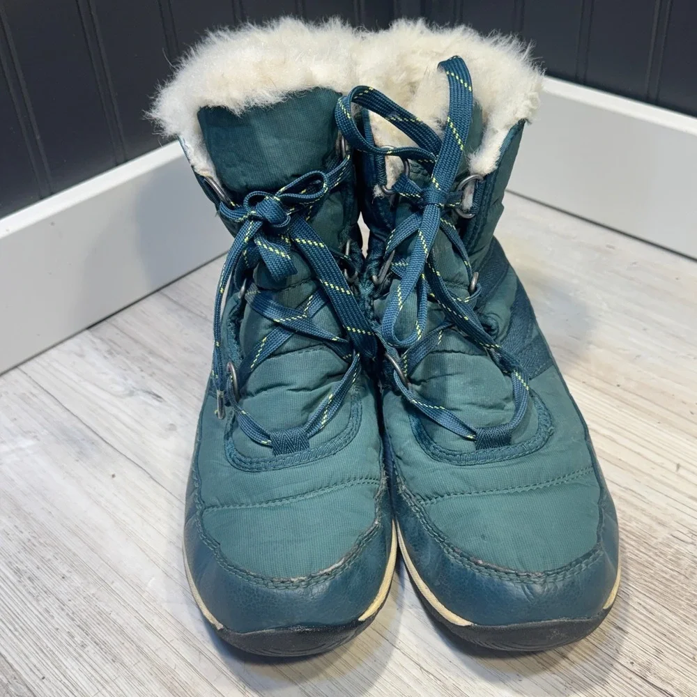 Sorel Womens Boots Size 8 Whitney Green‎ Fur Waterproof Winter NL2776-375